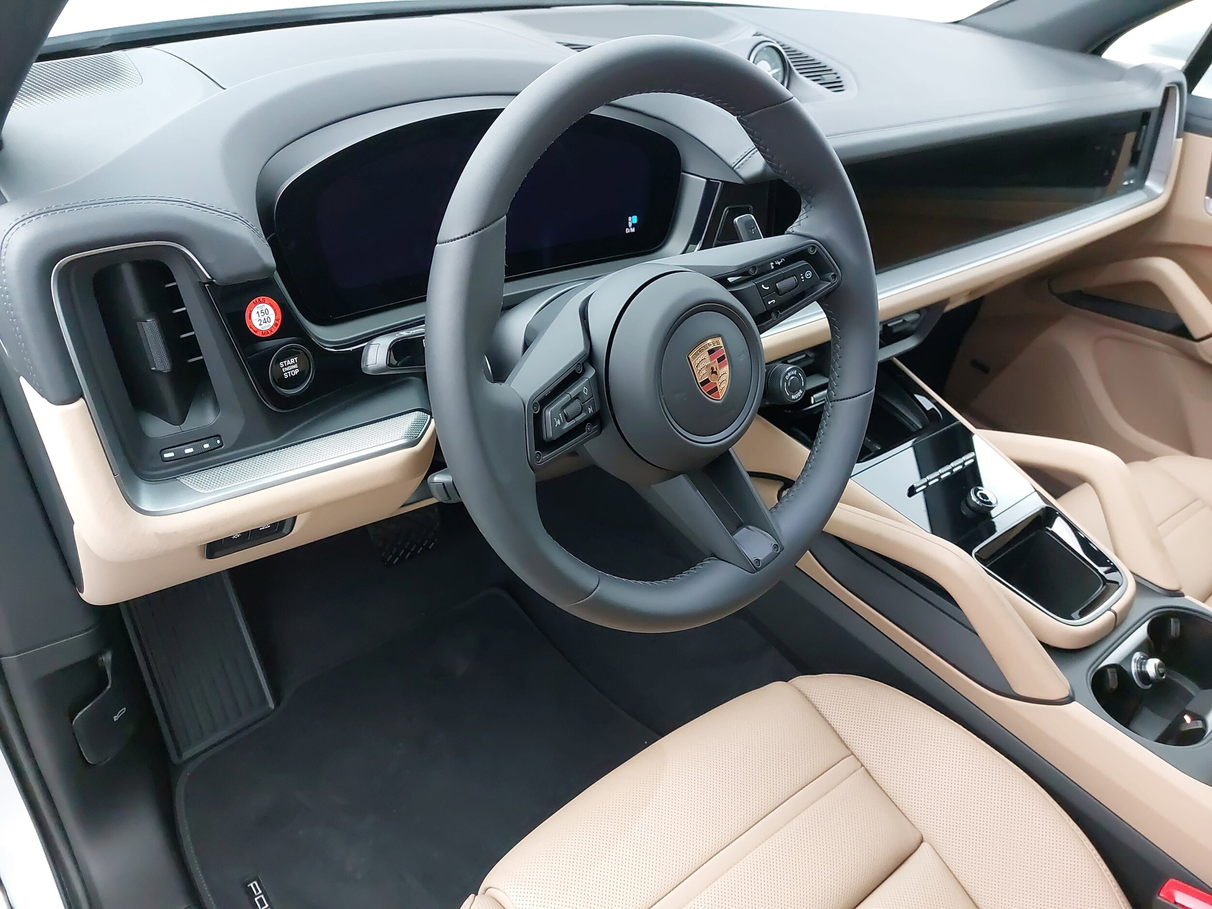 2026 Porsche Cayenne E-Hybrid photo 4