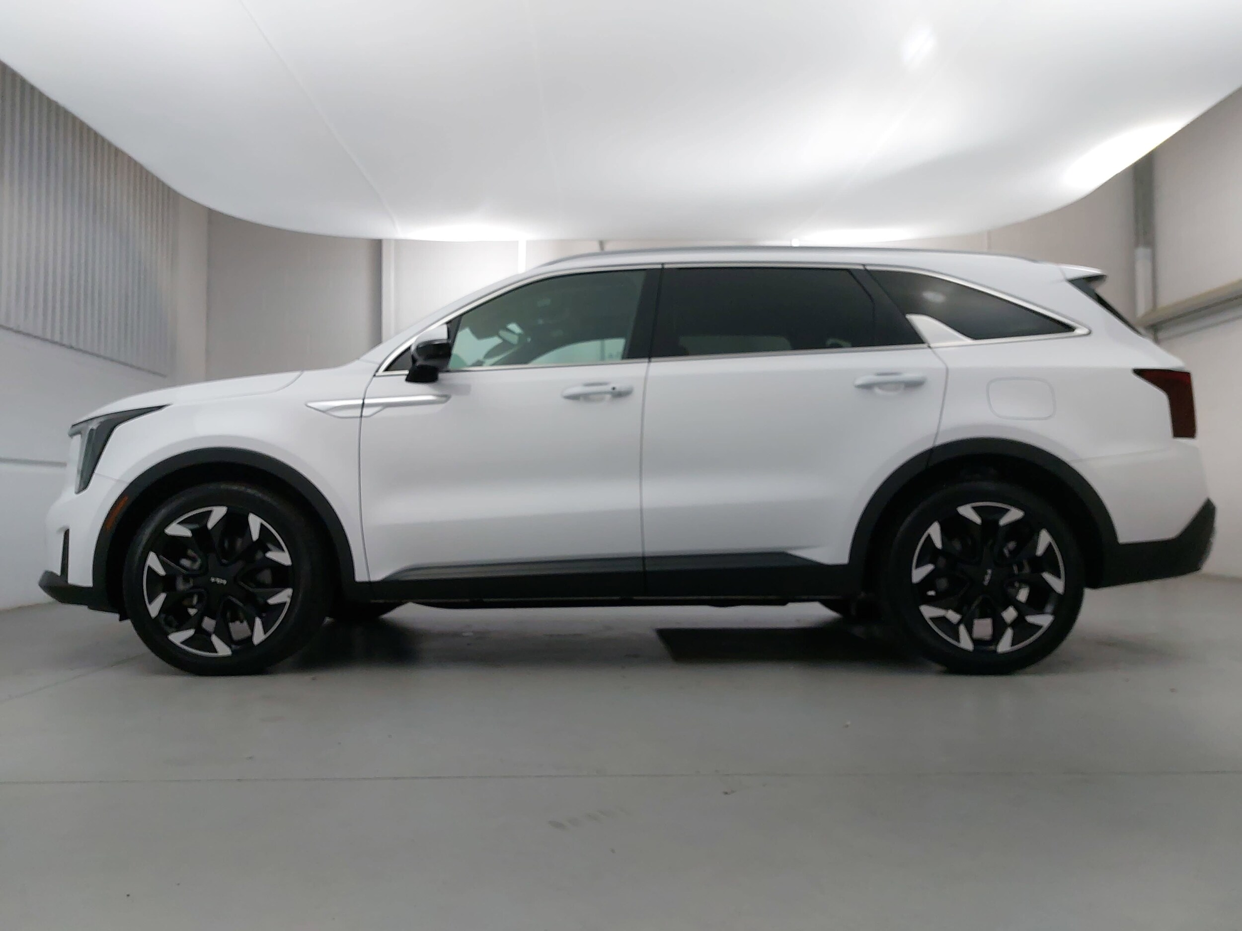 2024 Kia Sorento EX photo 2