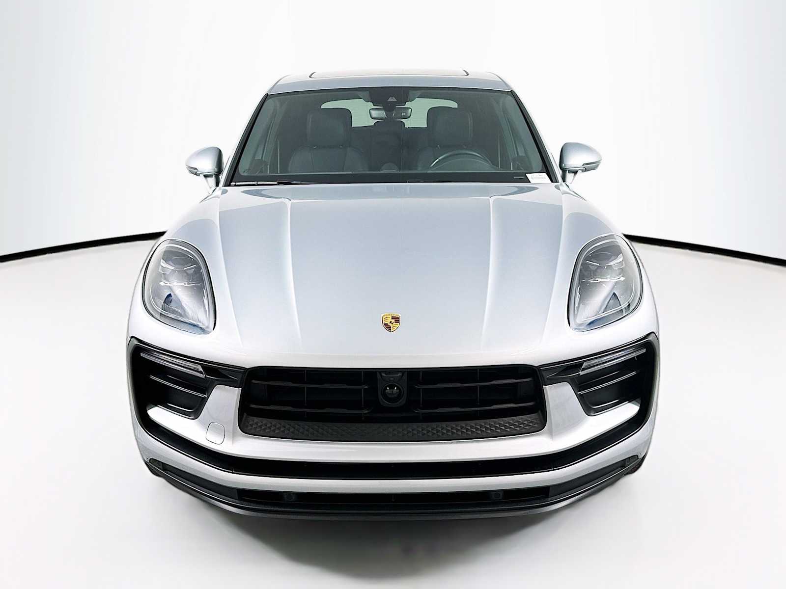 Certified 2024 Porsche Macan Base with VIN WP1AA2A56RLB10844 for sale in Chandler, AZ