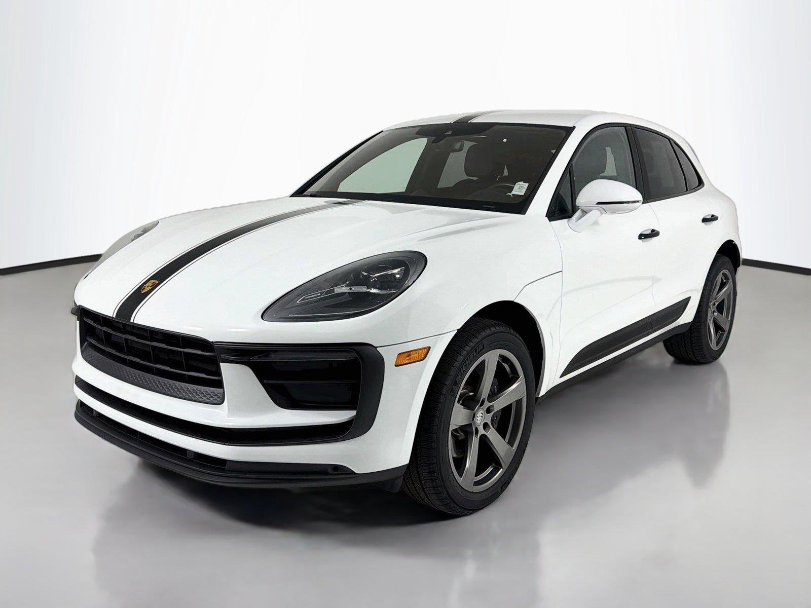 2022 Porsche Macan
