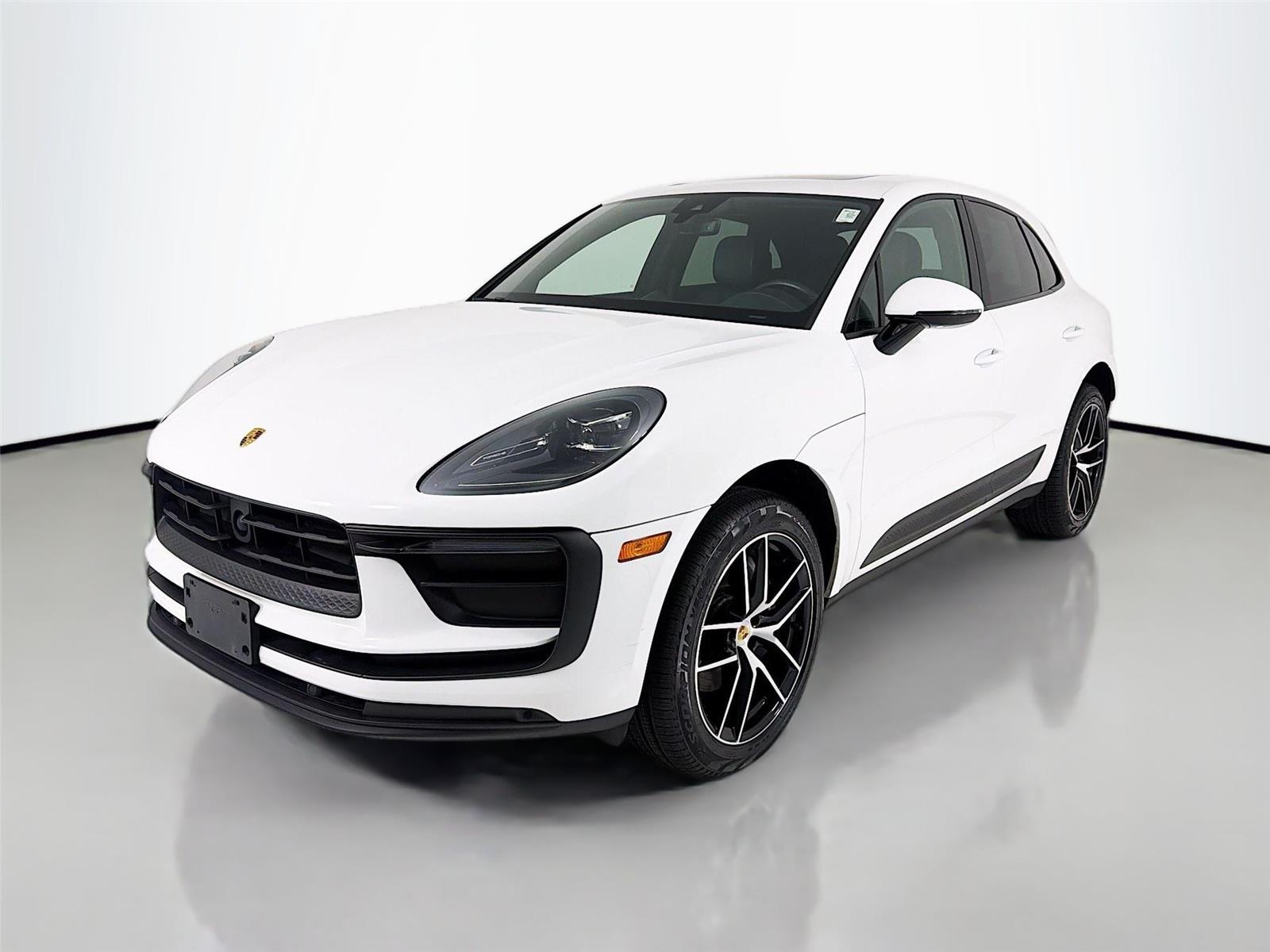 2023 Porsche Macan Base