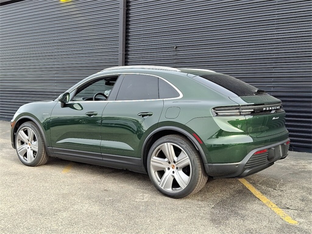 New 2025 Porsche Macan 4 Electric 4 SUV