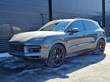 2026 Porsche Cayenne E-Hybrid SUV