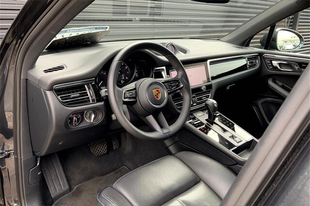 2022 Porsche Macan photo 4
