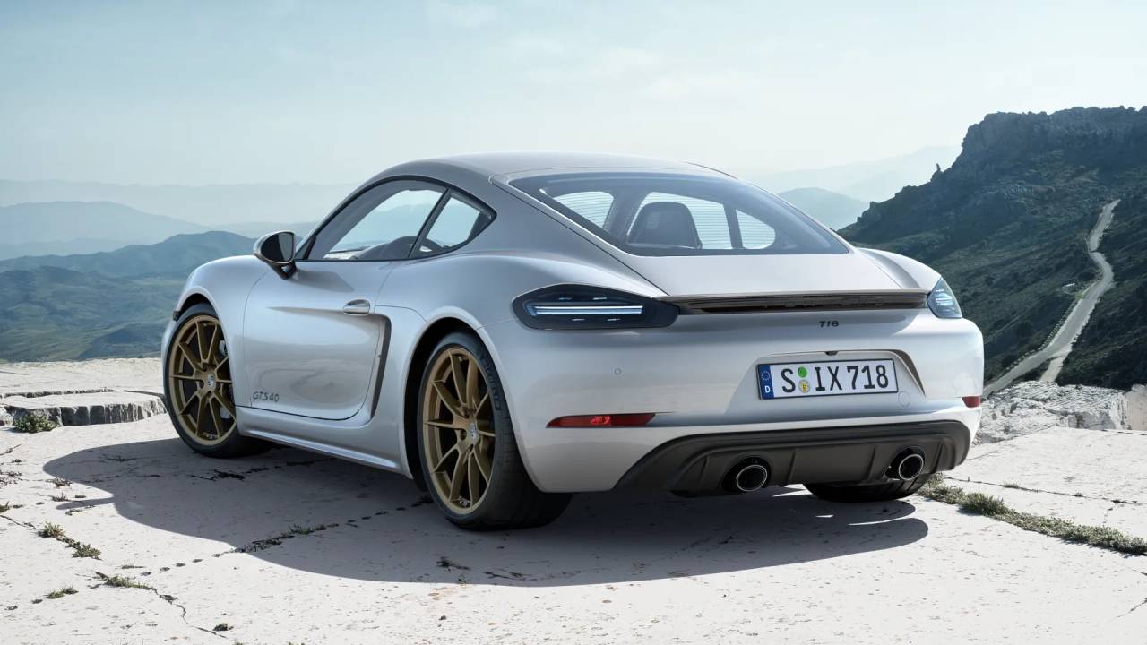 2025 Porsche Cayman GTS 4.0 photo 3