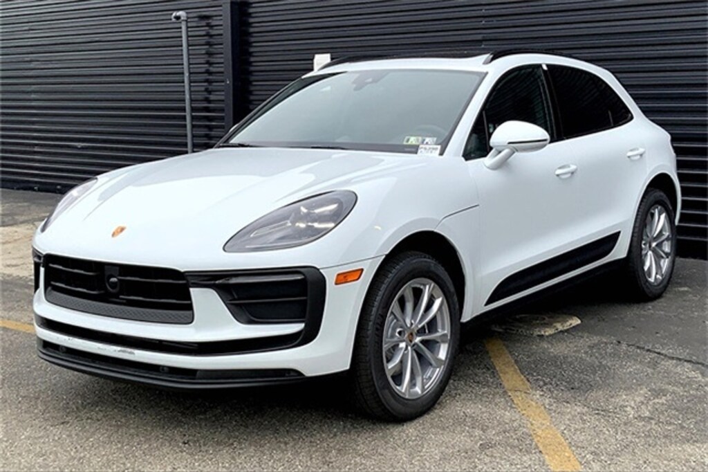 New 2025 Porsche Macan SUV