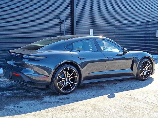 2025 Porsche Taycan Base - Photo 7