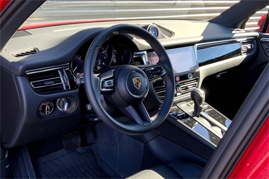 Certified 2025 Porsche Macan SUV
