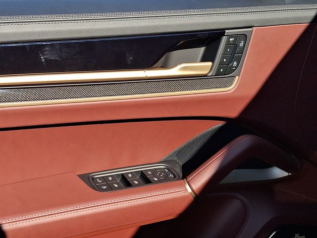 2025 Porsche Cayenne Turbo E-Hybrid - Photo 14