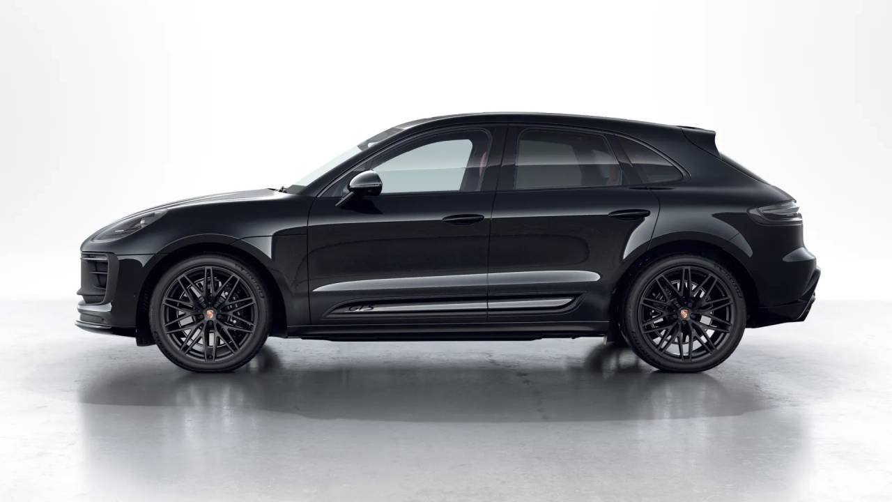 2026 Porsche Macan GTS photo 2