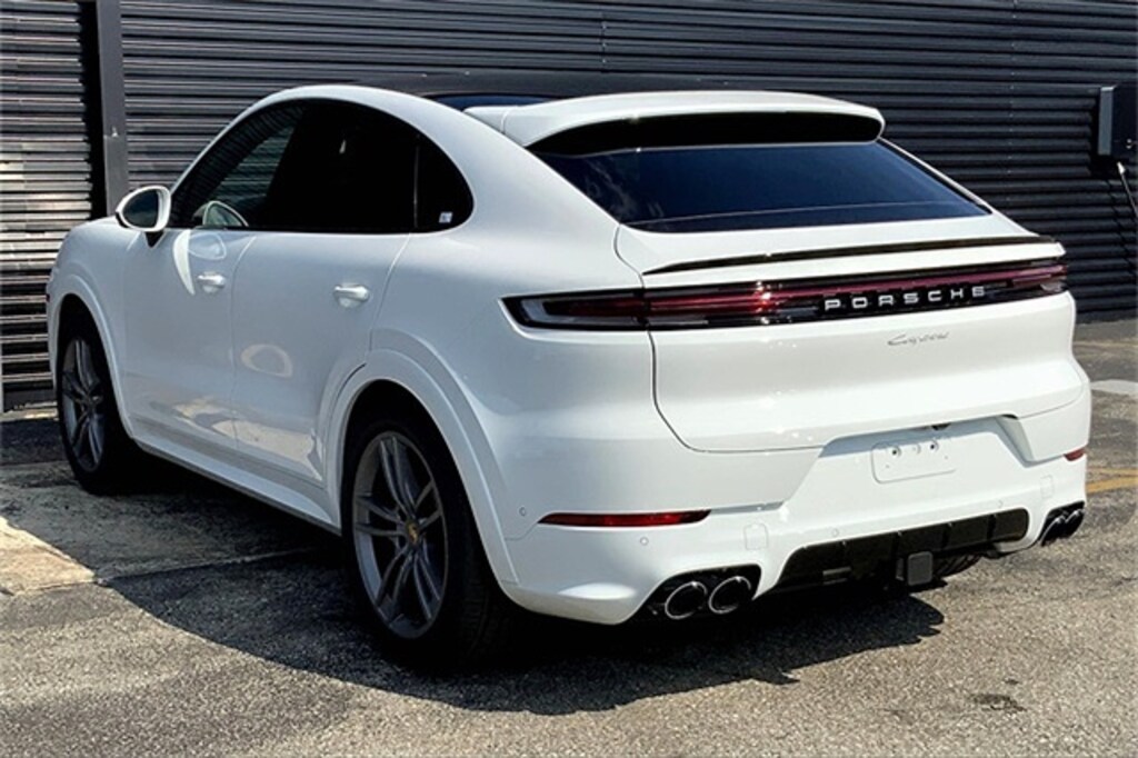 New 2025 Porsche Cayenne Coupe Coupe