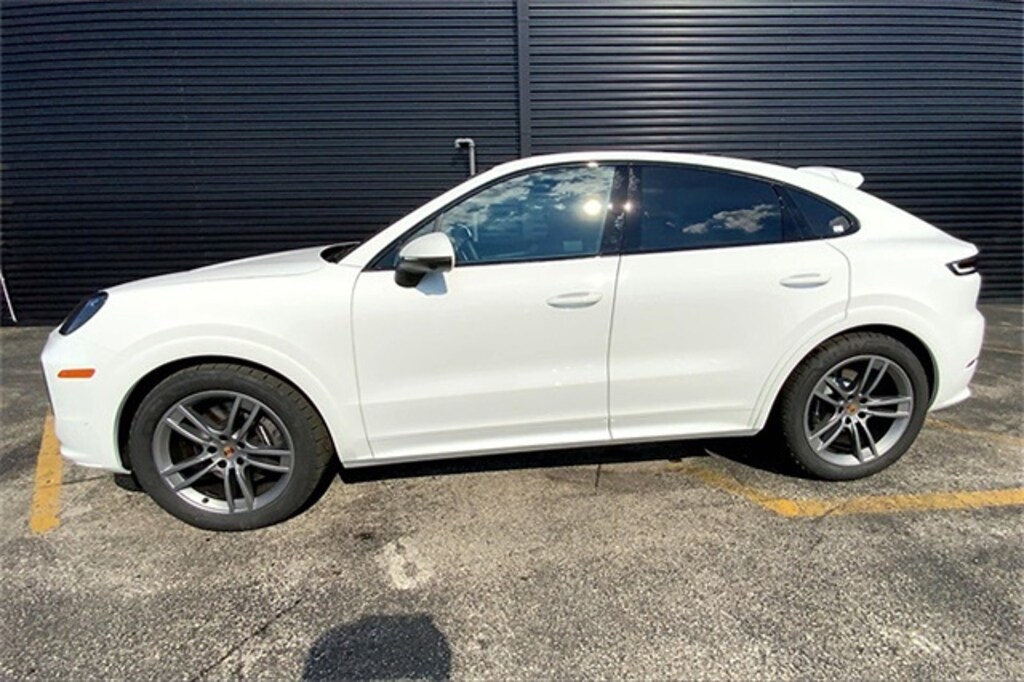 New 2025 Porsche Cayenne Coupe Coupe