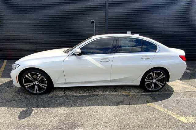 2021 Bmw 330i xDrive photo 2