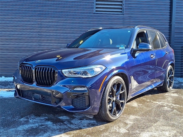 2020 BMW X5 M50i's photo