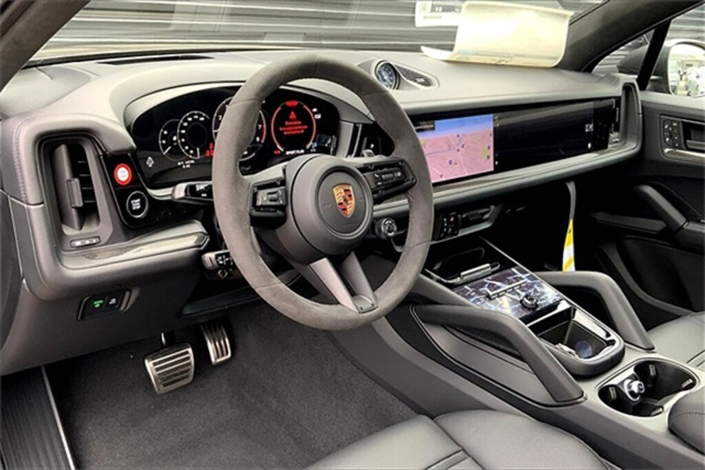 New 2026 Porsche Cayenne GTS GTS SUV