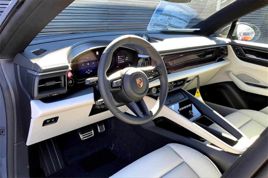 New 2025 Porsche Macan 4S Electric 4S SUV