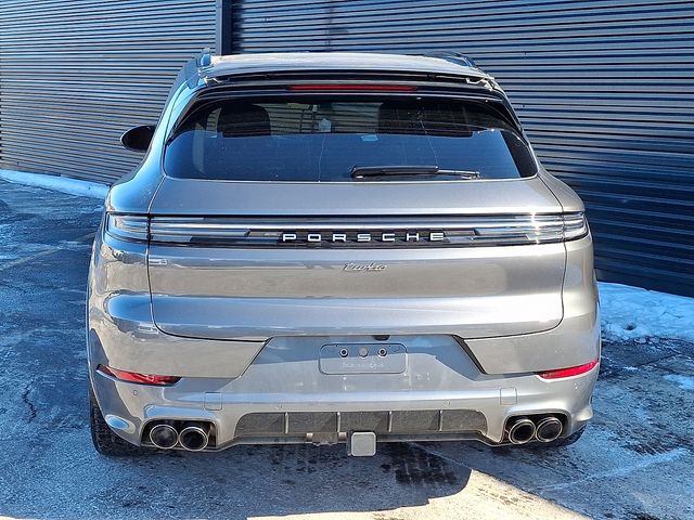 2025 Porsche Cayenne Turbo E-Hybrid - Photo 6