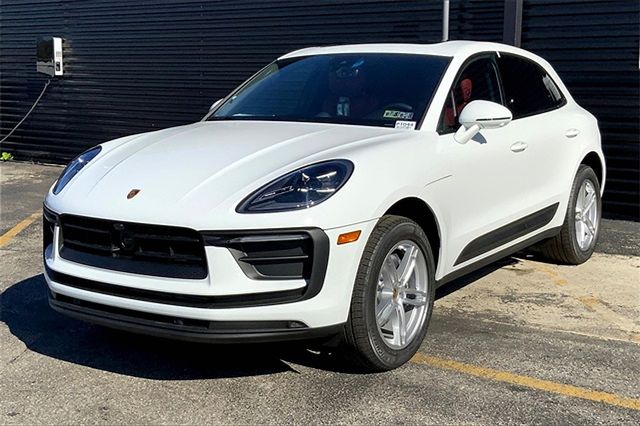 2026 Porsche Macan's photo