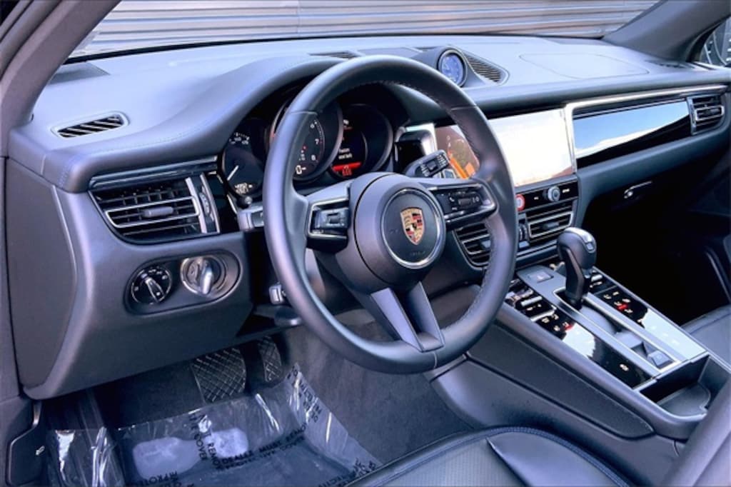 Certified 2025 Porsche Macan SUV