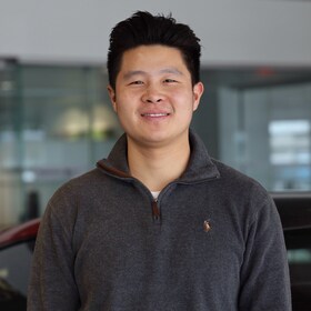 Staff member JunJie Z from ID_74106850307e