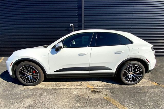 Certified 2025 Porsche Macan S with VIN WP1AB2XA3SL150657 for sale in King Of Prussia, PA