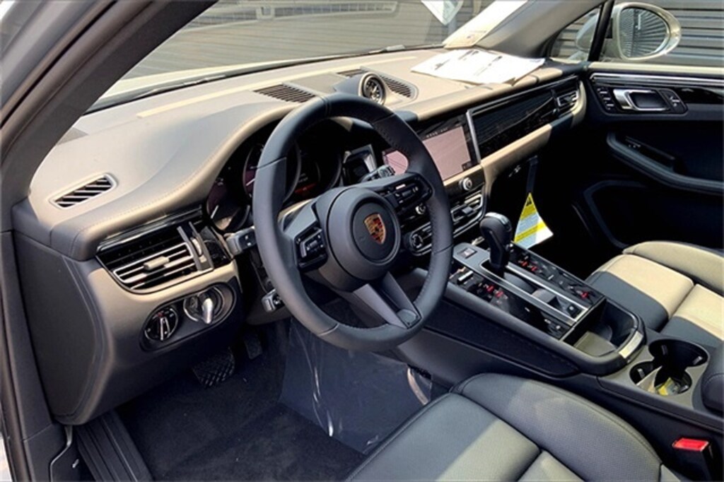 New 2025 Porsche Macan T T SUV