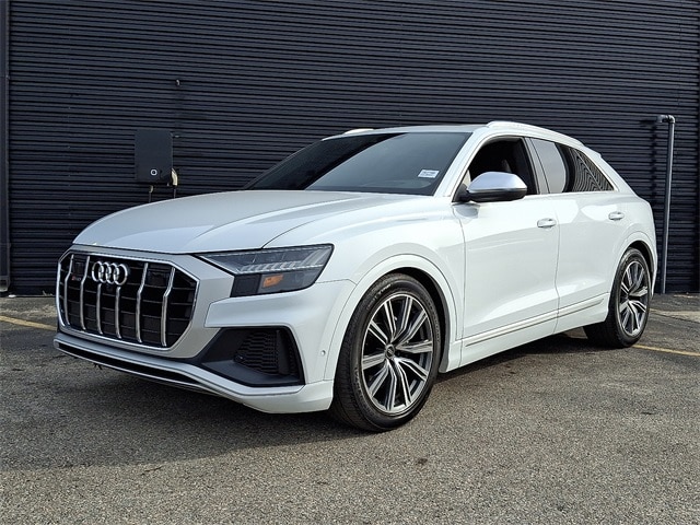 2023 Audi SQ8 Prestige's photo