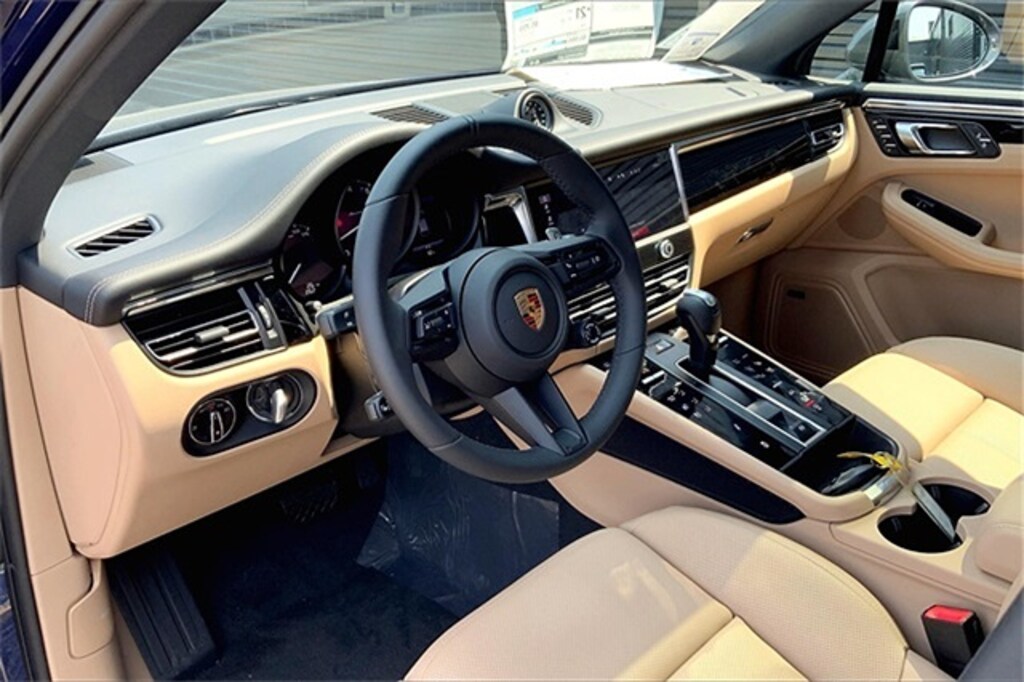 New 2025 Porsche Macan T T SUV
