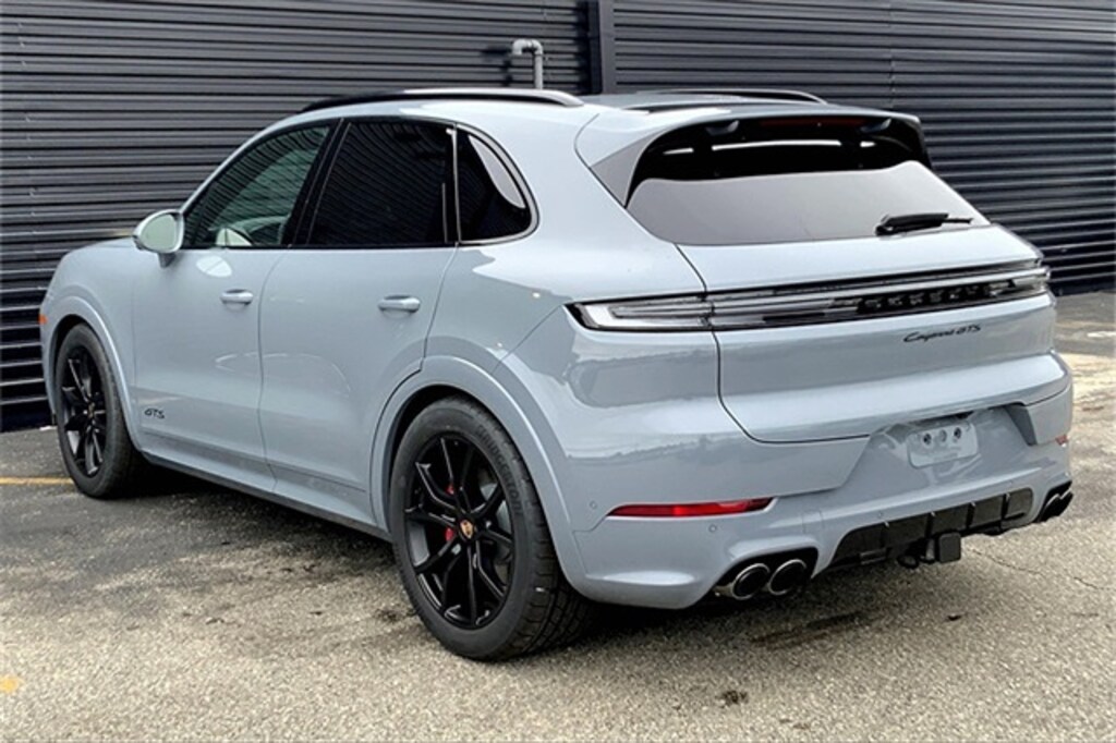 New 2026 Porsche Cayenne GTS GTS SUV