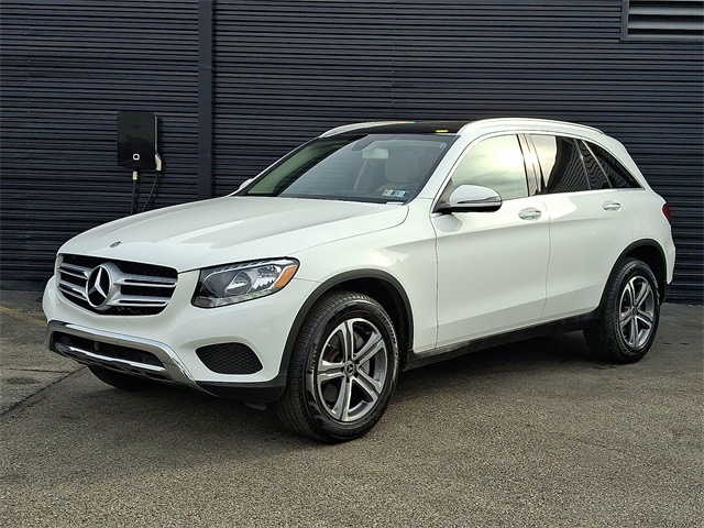 2019 Mercedes-Benz GLC GLC300's photo