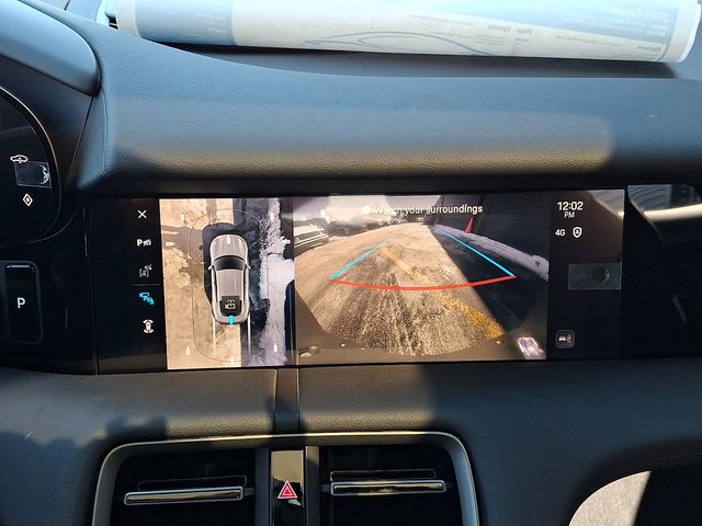 2025 Porsche Taycan Base - Photo 18