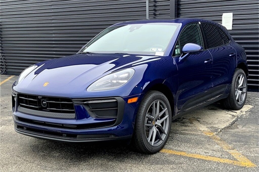 New 2025 Porsche Macan SUV