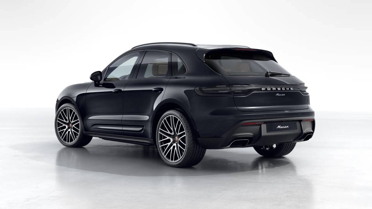 2026 Porsche Macan T photo 3