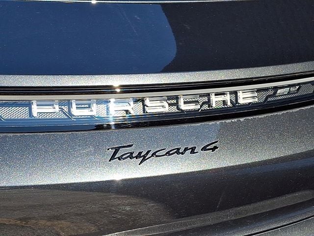 2025 Porsche Taycan Base - Photo 22