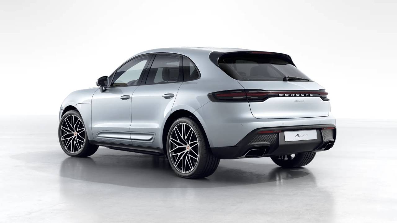 2026 Porsche Macan T photo 3