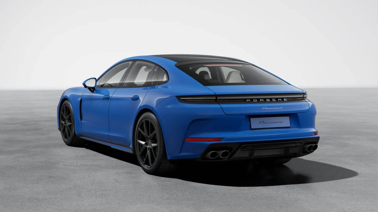 2026 Porsche Panamera 4 photo 3