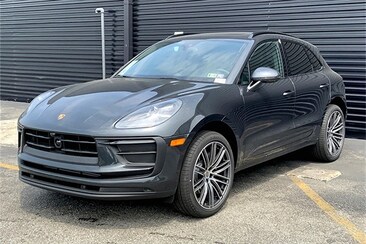 2025 Porsche Macan SUV