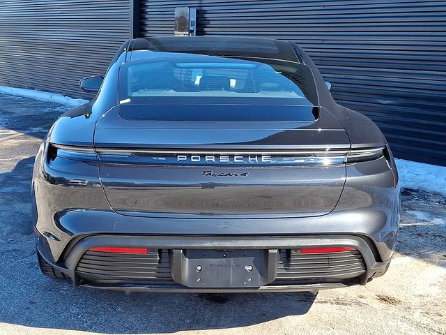 2025 Porsche Taycan Base - Photo 6