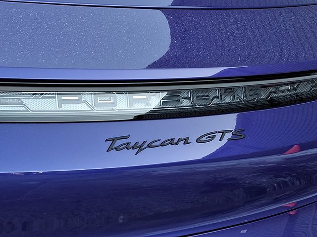 2025 Porsche Taycan GTS - Photo 22