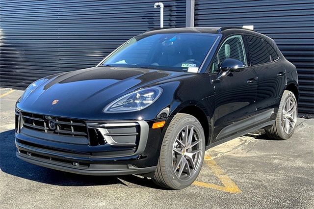 2026 Porsche Macan's photo