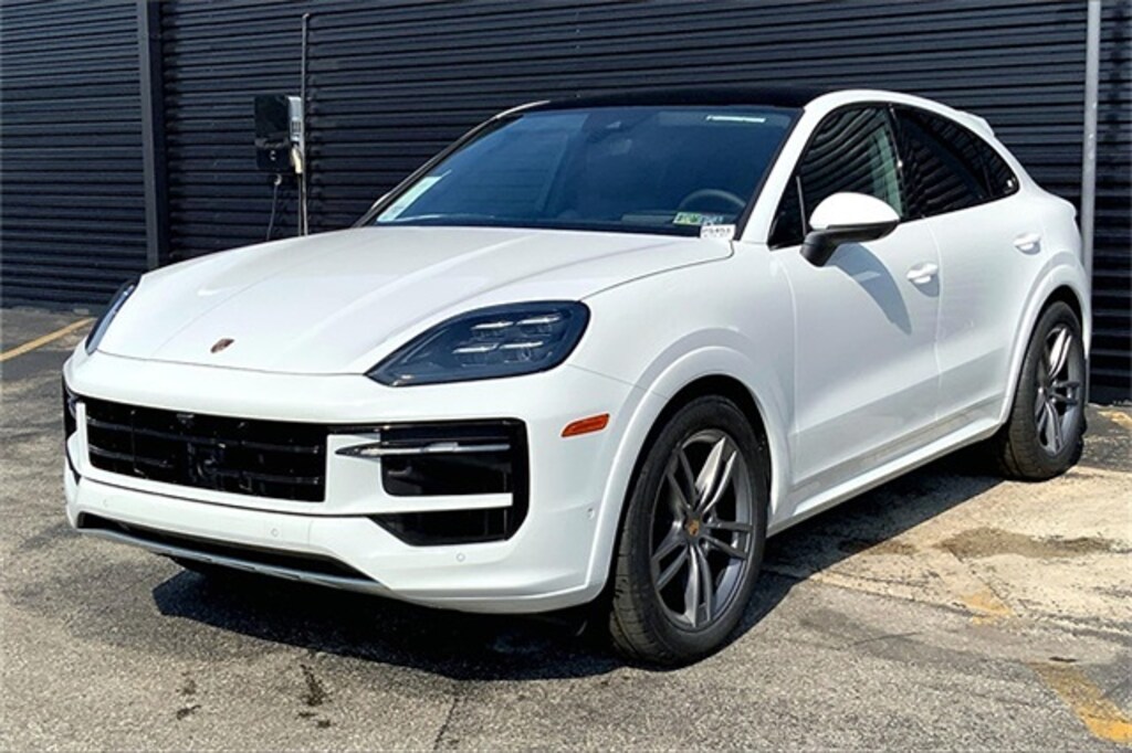 New 2025 Porsche Cayenne Coupe Coupe
