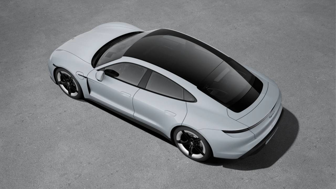 2026 Porsche Taycan 4 photo 4
