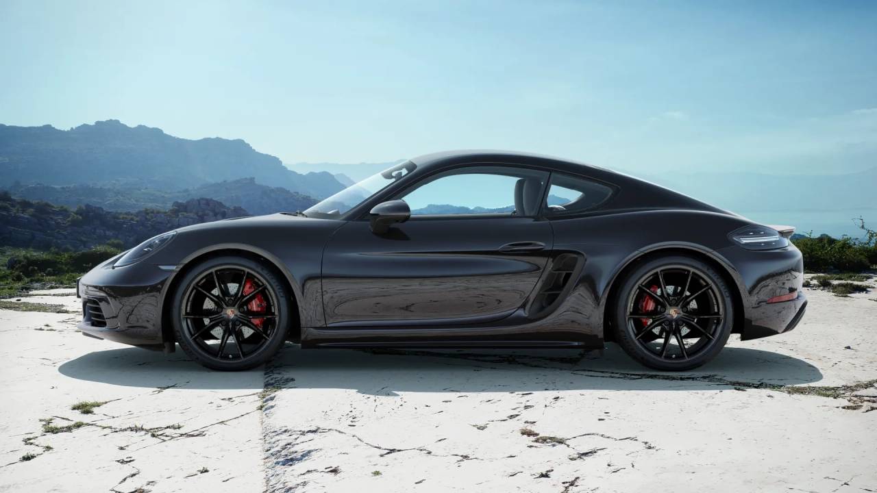 2025 Porsche Cayman S photo 2