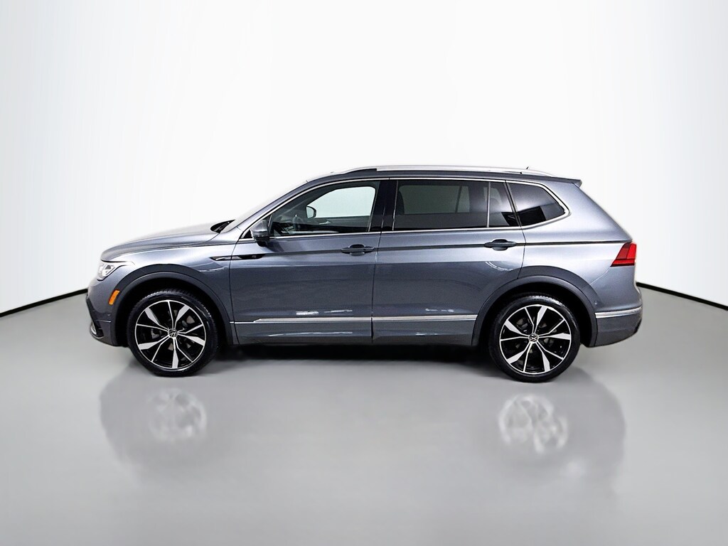 Certified 2022 Volkswagen Tiguan 2.0T SEL R-Line SUV