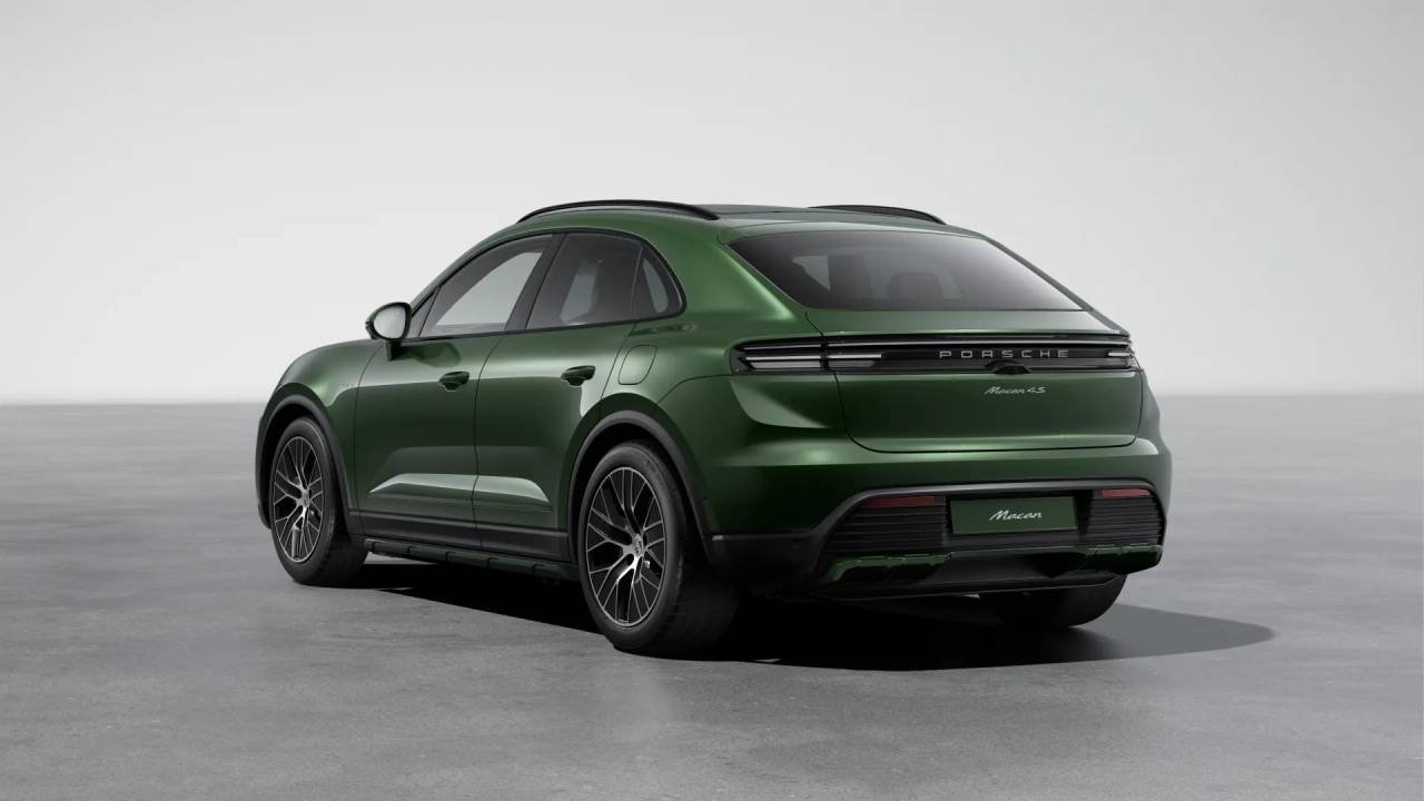 2025 Porsche Macan Electric photo 3
