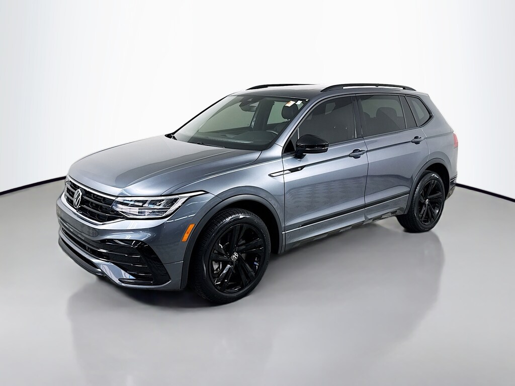 Certified 2023 Volkswagen Tiguan 2.0T SE R-Line Black SUV