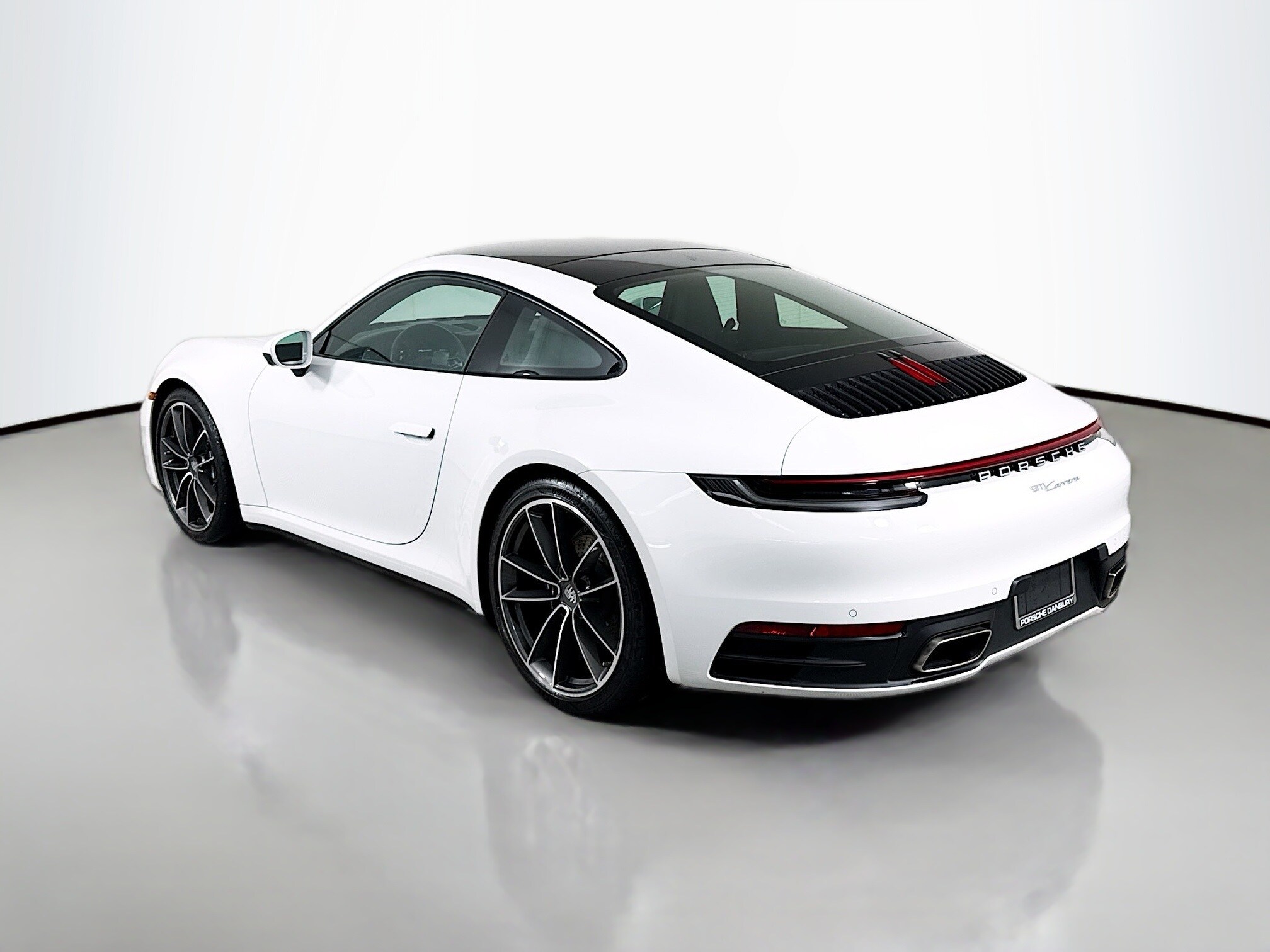 2023 Porsche 911 4 T photo 3