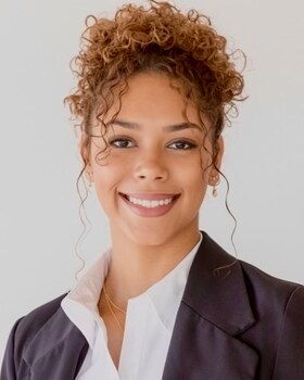 Staff member Melanie R from ID_150e46ce9c8e