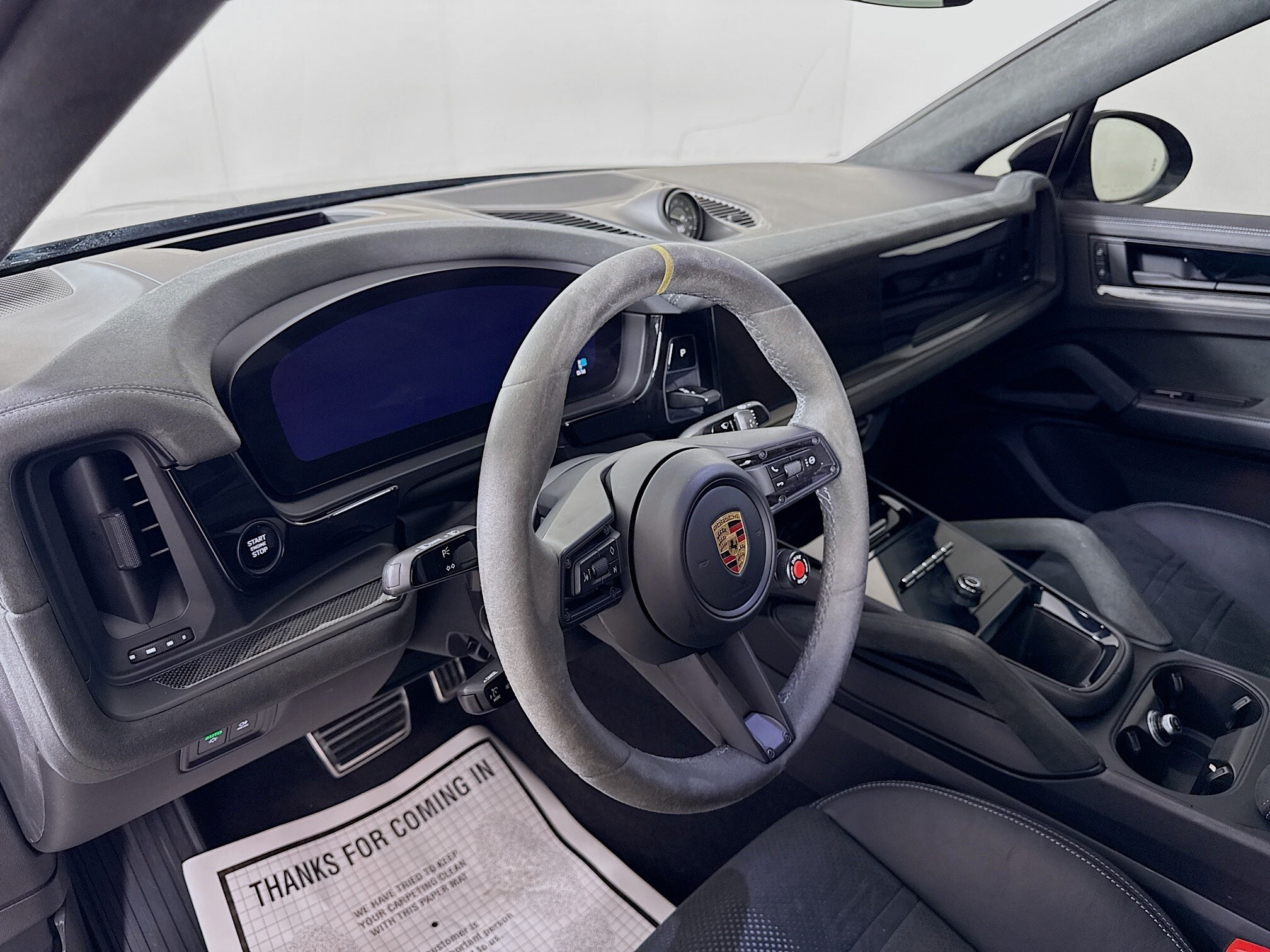 2024 Porsche Cayenne Coupe Turbo GT photo 2