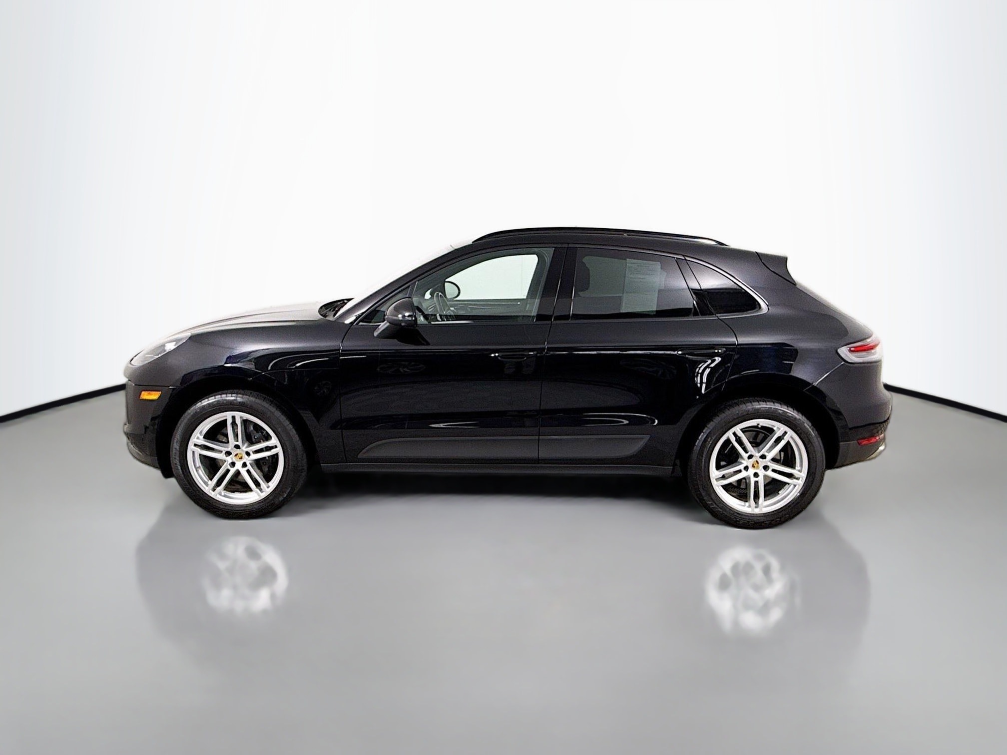 Certified 2021 Porsche Macan Base with VIN WP1AA2A53MLB04380 for sale in Danbury, CT